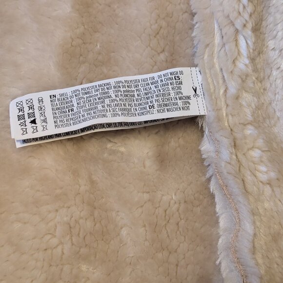 Forever 21 Faux Fur Lined Sherpa Moto Jacket, Cream, Size M - Picture 10 of 13